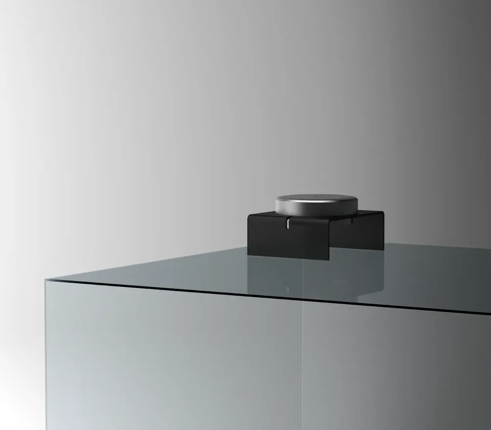 UV Focus fitted to an optional stand above the enclosure